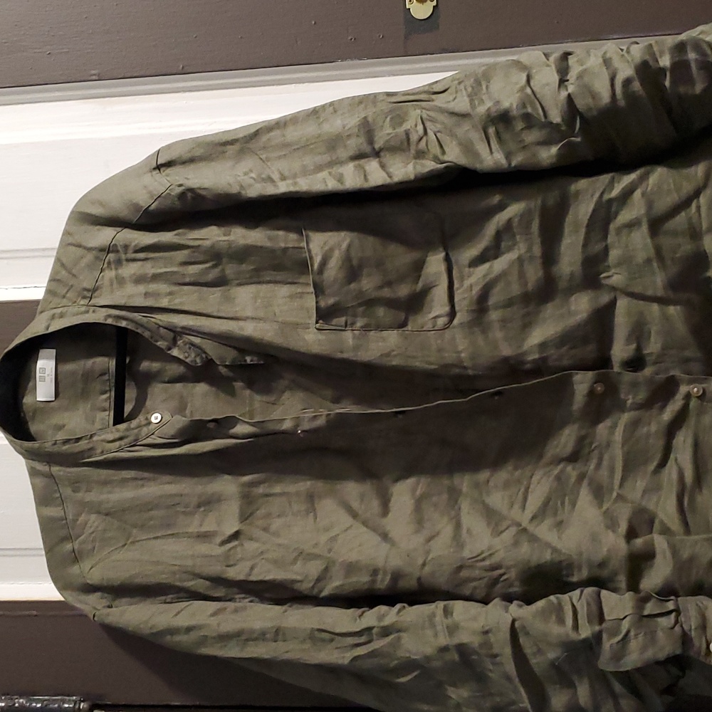Uniqlo Stand Collar Linen Shirt